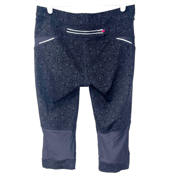 ATHLETA Low Rise Capri Bare to Run Leggings - Picture 2 of 8